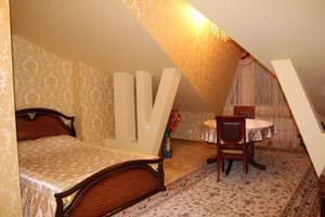 Отель Цезарь. Делюкс двухместный с дополнительным местом 1