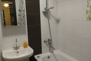 Двухкомнатная в центральном районе 6