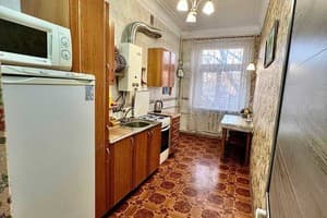 Двухкомнатная в центре города 6