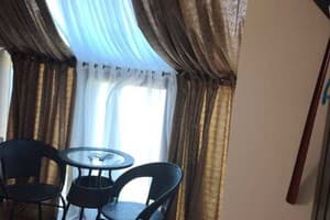 Отель Helen-Hotel. Улучшенный трехместный  4