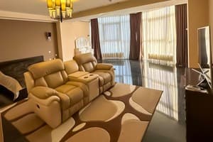 Отель Mark Plaza Hotel. Люкс трехместный Адмирал 1