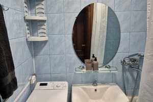 Однокомнатная в центре на проспект Центральный 186 11