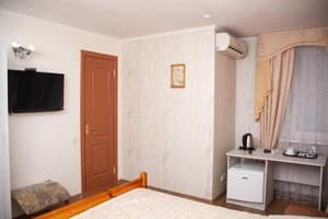 Отель Пилигрим 2-й корпус. Стандарт двухместный double.  №1;2;5;6. 1